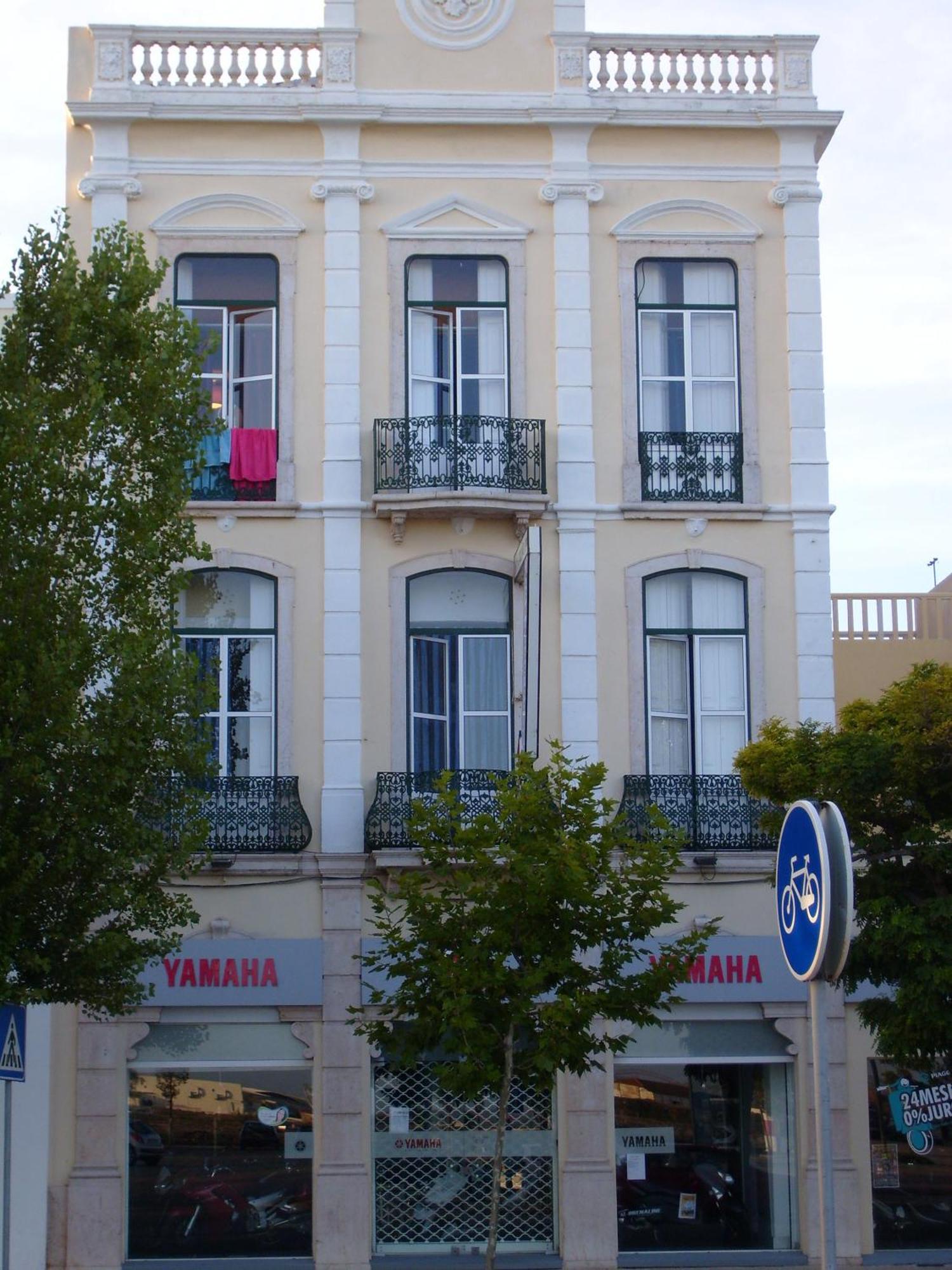 Отель Residencial S Juliao Al Фигейра-да-Фош Экстерьер фото